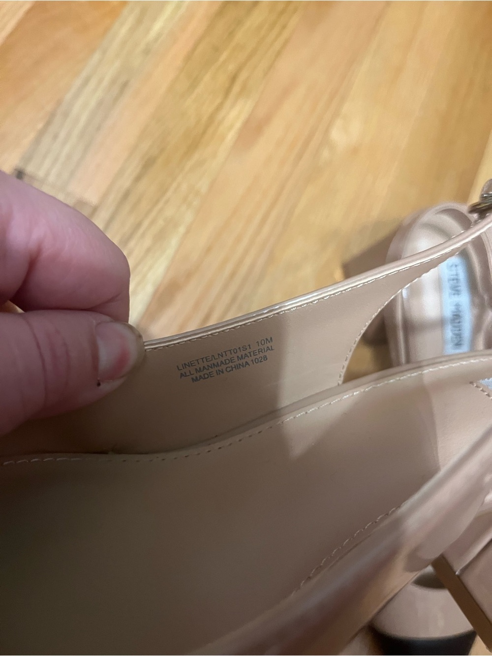 Steve Madden Nude Patent Slingback Pumps with Black Pointed Toe - Picture 4 of 10